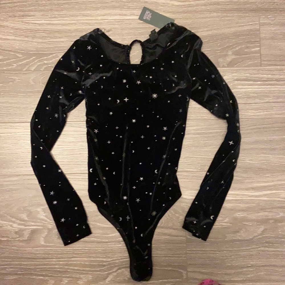 Wild fable velvety open back bodysuit. Xs